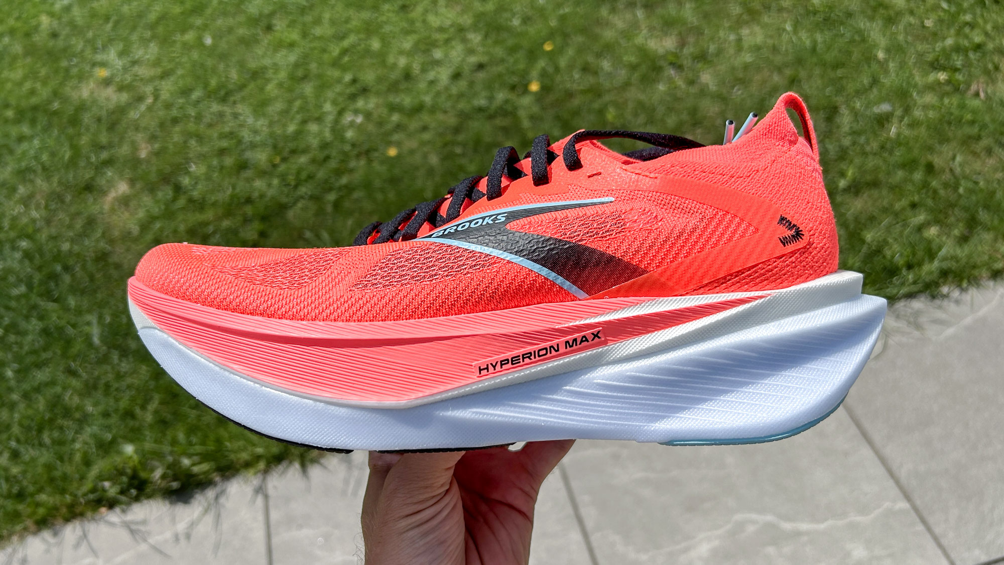 Brooks Hyperion Max 3 running shoes